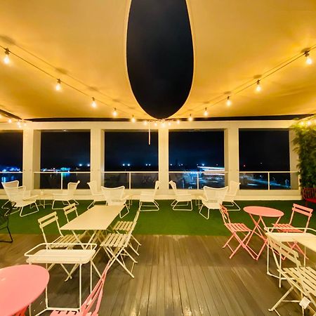 Stay Hostel Сокчхо Экстерьер фото